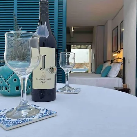 Holiday home Coral Blue *