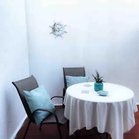 Holiday home Coral Blue *