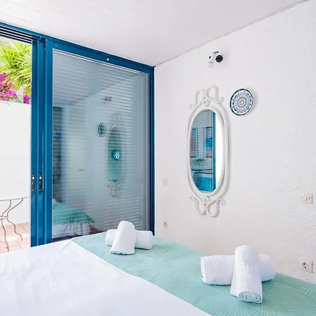 Coral Blue Holiday home